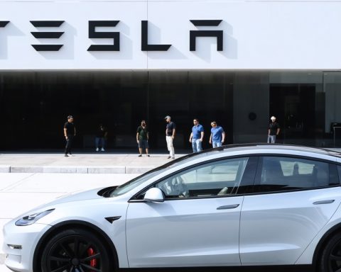 Tesla Boycott: The Unexpected Eco-Dilemma. Could New Tech Be Fueling It?